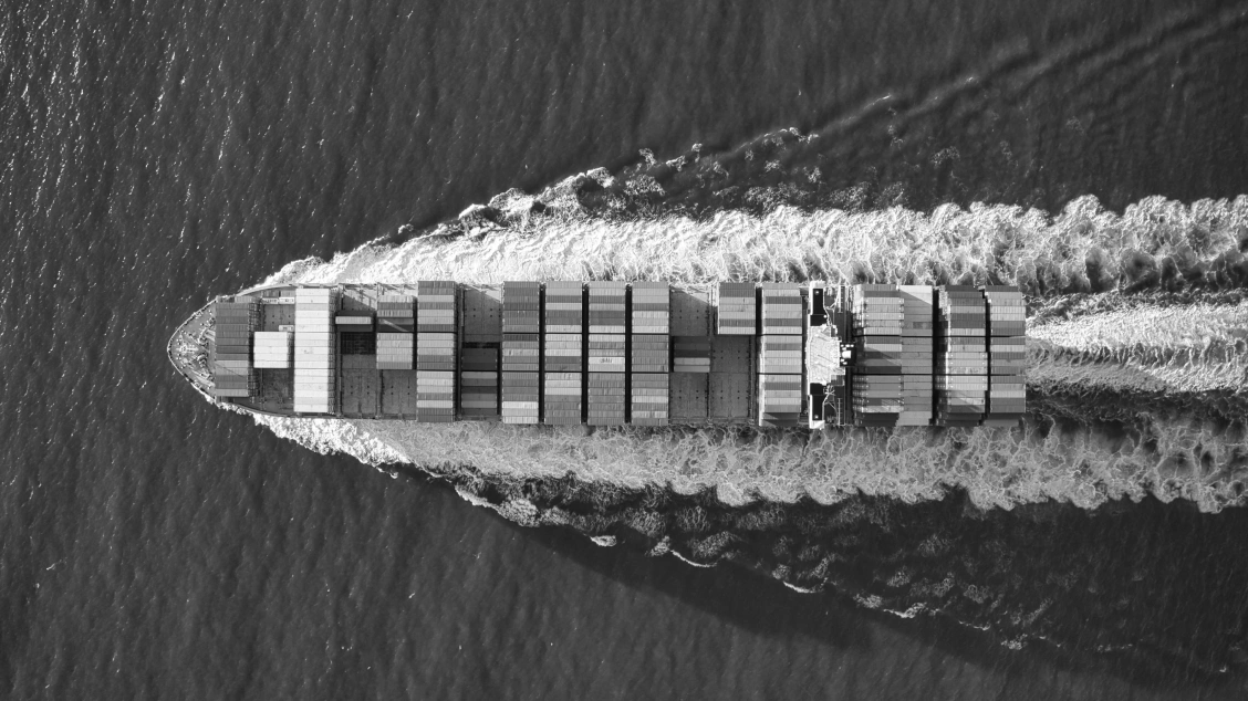 Cargo freighter